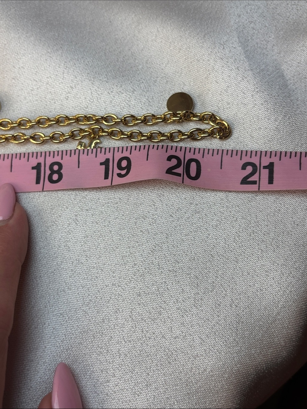 Tory Burch Gold Chain Necklace with Logo Discs - Picture 3 of 5